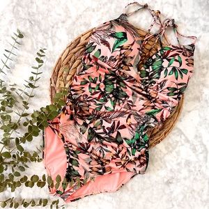 Athleta Aqualuxe Womens Floral Palm Leaf One-Piece Swimsuit